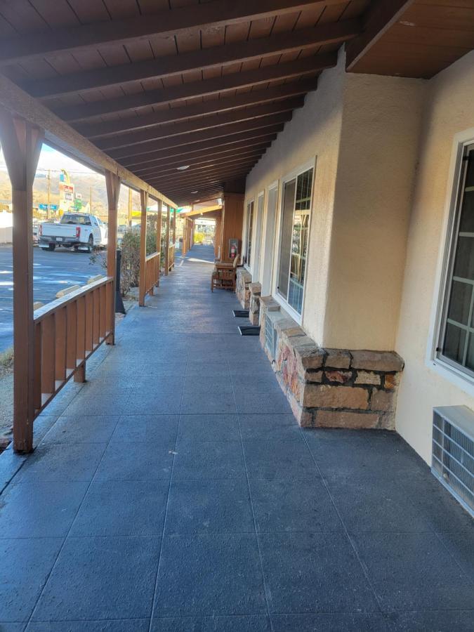 Townhouse Motel Bishop Εξωτερικό φωτογραφία